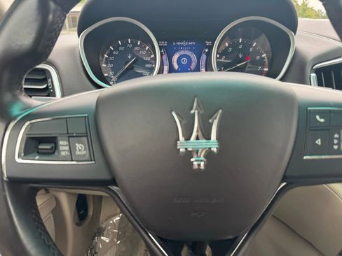 Used 2015 Maserati Ghibli S Q4 image 25