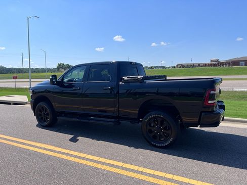 Used 2024 RAM 2500 Laramie w/ Night Edition AWD/4WD image 11