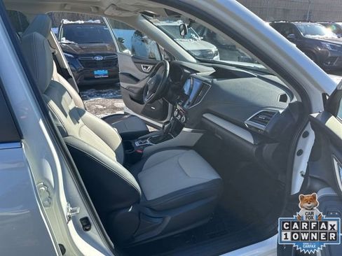 Certified 2023 Subaru Forester Limited image 34