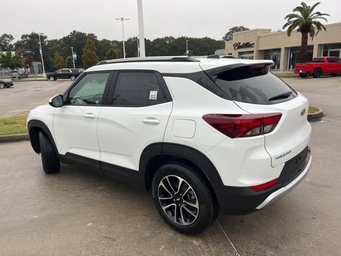 New 2026 Chevrolet TrailBlazer LT w/ Convenience Package image 4