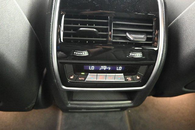 Used 2026 BMW X5 M60i AWD/4WD image 16