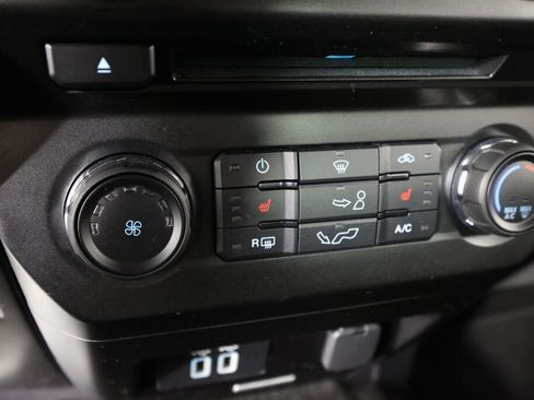 Used 2018 Ford F150 XLT w/ Equipment Group 302A Luxury image 38