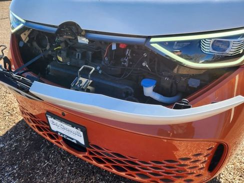 New 2025 Volkswagen ID. Buzz Pro S Plus image 29