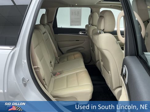 Used 2021 Jeep Grand Cherokee Limited image 50