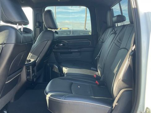 Used 2024 RAM 2500 Limited image 7