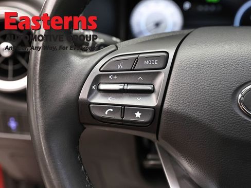 Used 2022 Hyundai Kona SEL w/ Convenience Package image 15