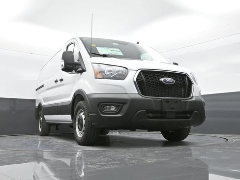 New 2025 Ford Transit 150 Low Roof image 38
