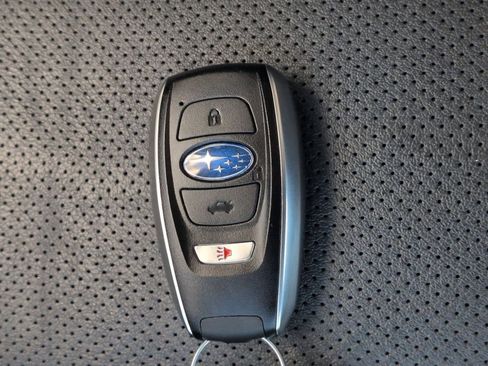 Used 2023 Subaru Ascent Limited image 35