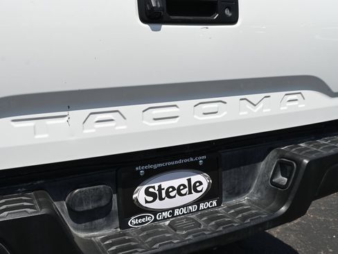 Used 2020 Toyota Tacoma SR RWD image 22