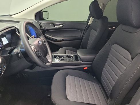 Used 2023 Ford Edge SE w/ Black Appearance Package image 17