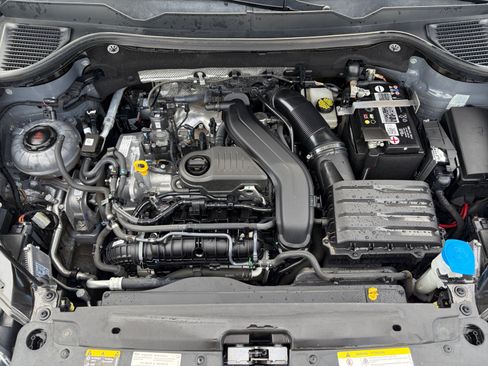 Certified 2023 Volkswagen Taos SEL AWD/4WD image 23