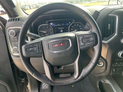 Used 2022 GMC Sierra 2500 AT4 w/ AT4 Premium Plus Package image 17