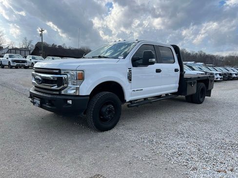 Used 2020 Ford F350 XL w/ Power Equipment Group image 4