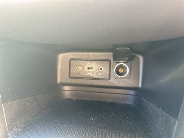 Used 2021 Chevrolet Equinox LT FWD image 41