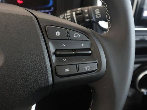 New 2025 Hyundai Venue SEL image 12