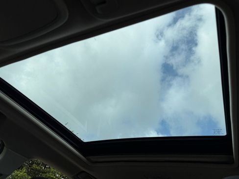 Used 2020 Subaru Forester Premium image 19