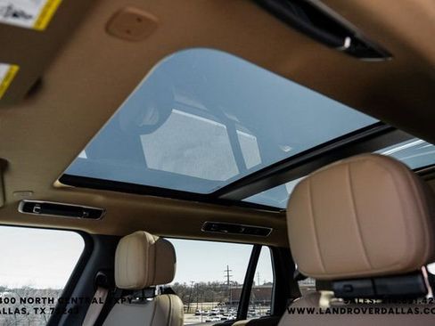 New 2026 Land Rover Range Rover Long Wheelbase SE image 23