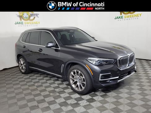 Used 2022 BMW X5 xDrive40i AWD/4WD image 1