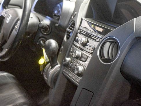 Used 2015 Honda Pilot EX-L image 16