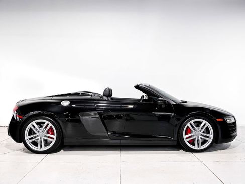 Used 2014 Audi R8 V8 w/ Full Leather Package AWD/4WD image 2