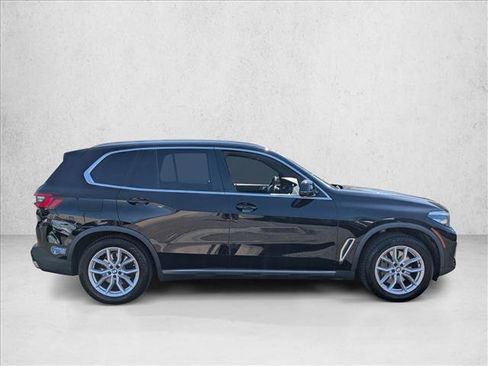 Used 2021 BMW X5 xDrive45e image 4