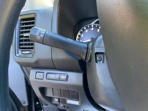 Used 2022 Nissan Frontier S RWD image 60
