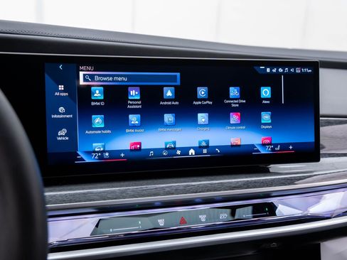 Used 2025 BMW i7 eDrive50 w/ M Sport Package image 22