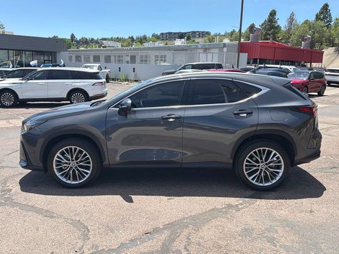 Used 2025 Lexus NX 350 AWD w/ Accessory Package (2T) image 4