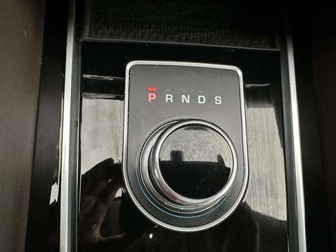 Used 2017 Jaguar F-PACE Prestige image 30