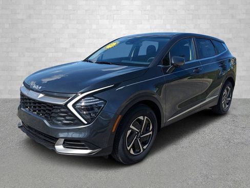 Used 2024 Kia Sportage LX image 8