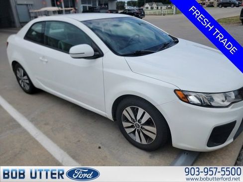 Used 2013 Kia Forte Koup EX FWD image 2
