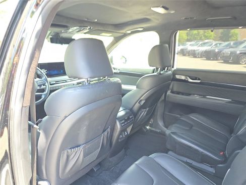 Used 2023 Hyundai Palisade Calligraphy FWD image 15