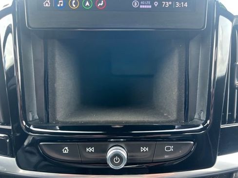 Used 2022 Chevrolet Traverse Premier image 28