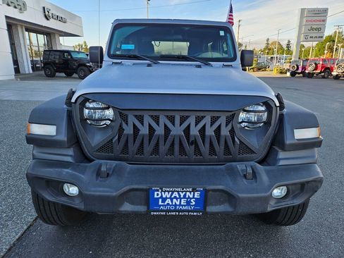Used 2020 Jeep Wrangler Sport image 8