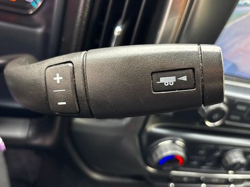 Used 2018 Chevrolet Silverado 1500 LT w/ All Star Edition RWD image 17