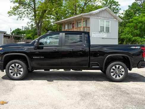 New 2026 Chevrolet Silverado 2500 Custom w/ Custom Value Package AWD/4WD image 10