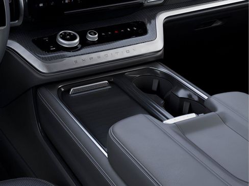 New 2027 Ford Expedition Platinum w/ Stealth Appearance Package AWD/4WD image 15