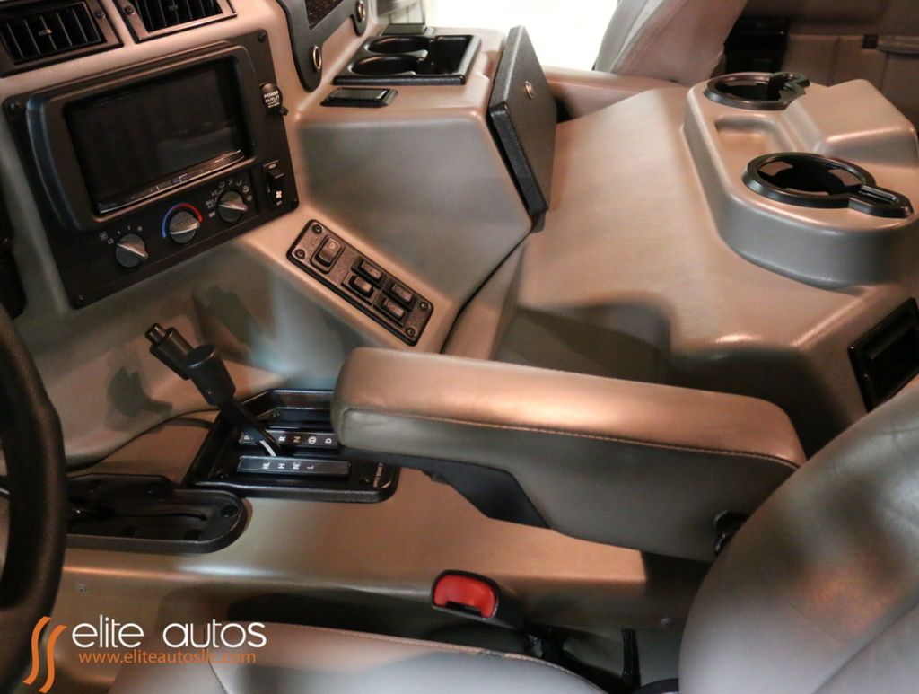 Used 2003 HUMMER H1 4-Door Wagon AWD/4WD image 12