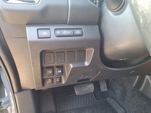 Used 2024 Nissan Frontier PRO-4X w/ Off-Road Protection Package image 27