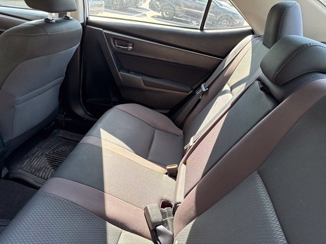 Used 2017 Toyota Corolla LE FWD image 8