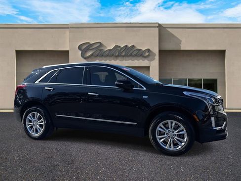 Certified 2023 Cadillac XT5 Luxury image 1