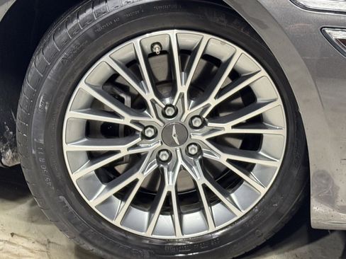 Used 2023 Genesis G80 2.5T image 10