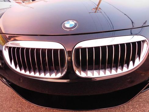 Used 2006 BMW M6 Coupe image 18