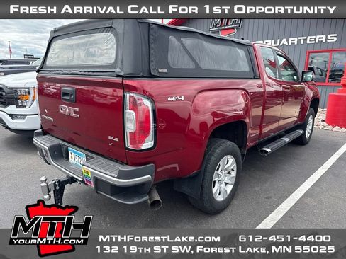Used 2017 GMC Canyon SLE w/ SLE Convenience Package AWD/4WD image 2