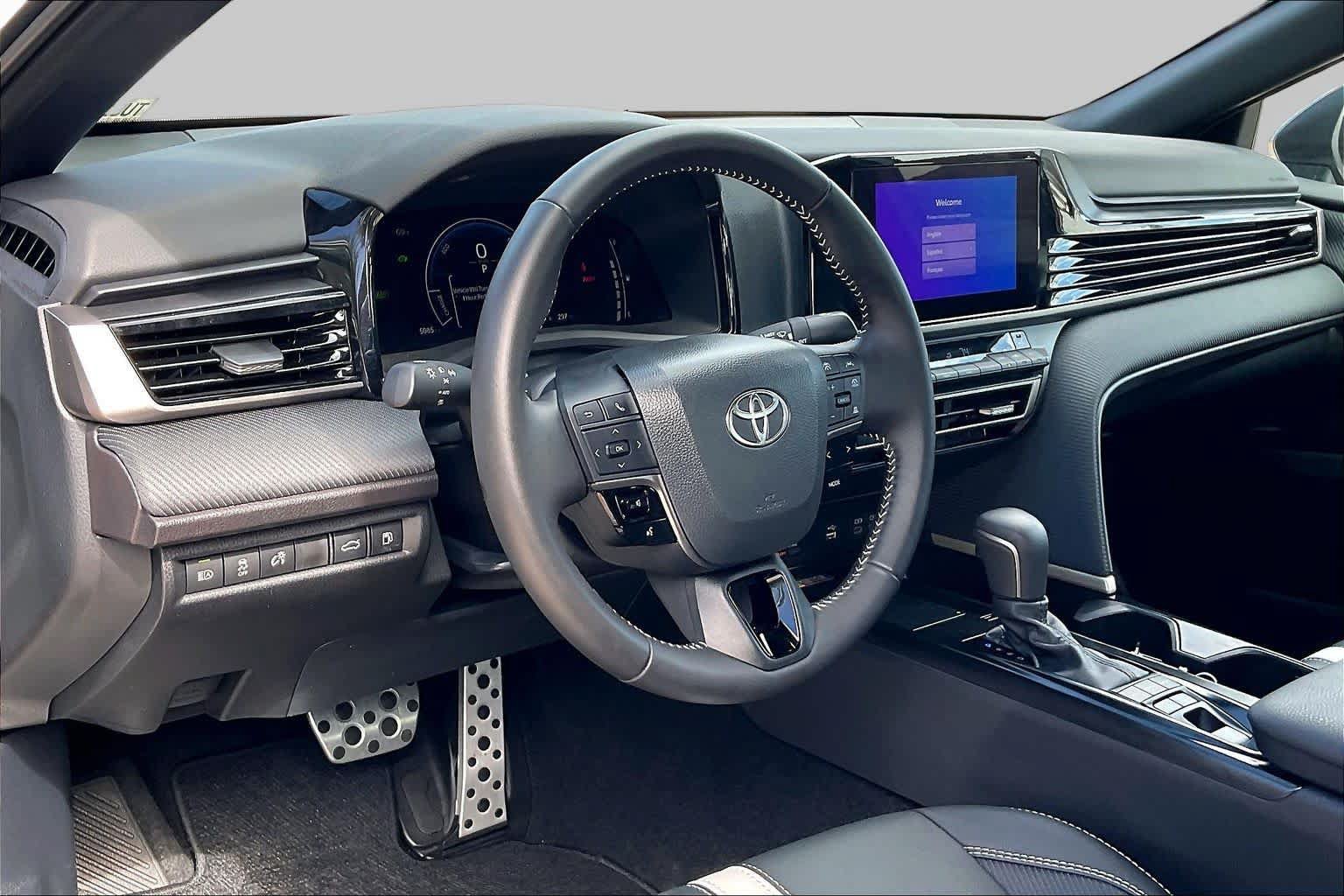 Used 2026 Toyota Camry SE w/ Convenience Package FWD image 17