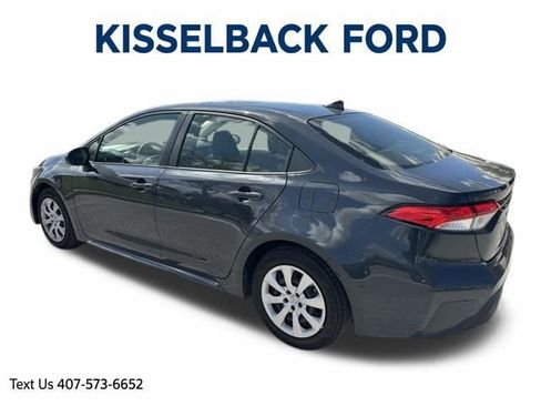 Used 2023 Toyota Corolla LE image 5