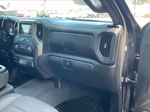 Used 2025 Chevrolet Silverado 1500 Custom AWD/4WD image 17