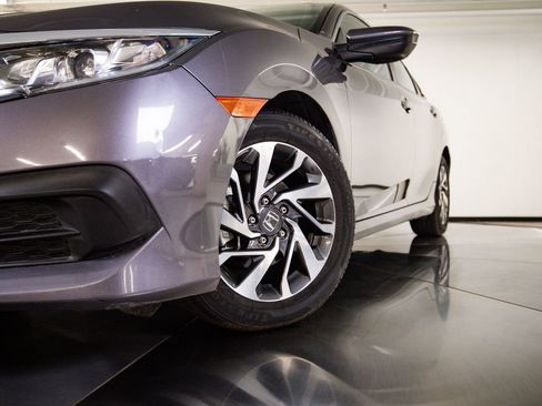 Used 2017 Honda Civic EX image 12