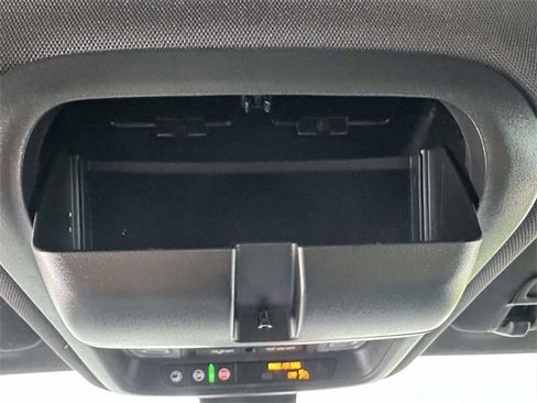 Certified 2022 Chevrolet Equinox RS w/ RS Leather Package image 42