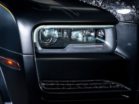 Used 2023 Rolls-Royce Cullinan image 21